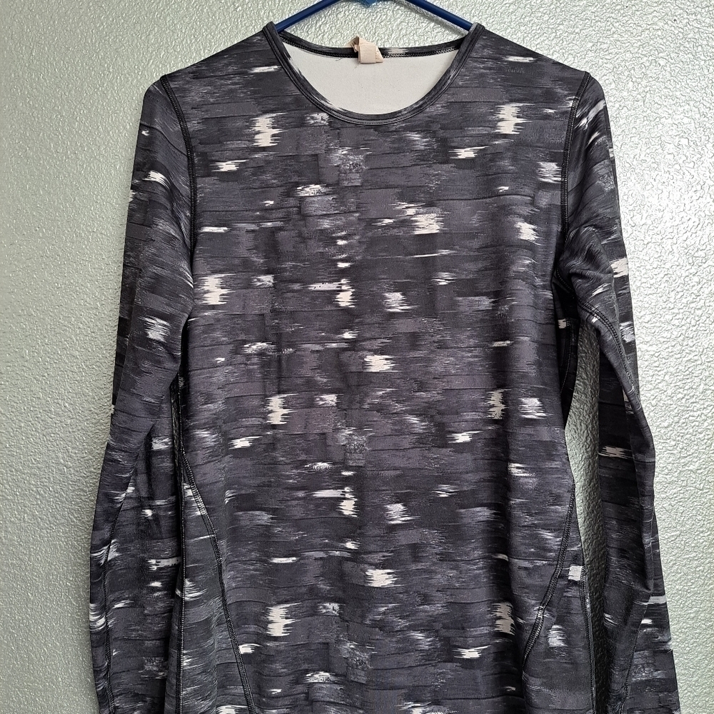 C9 Champion Men's Base Layer Shirt   Size M